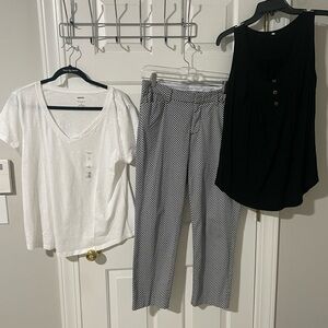 Black and White sz12 stylus Patterned Pants two matching tops large